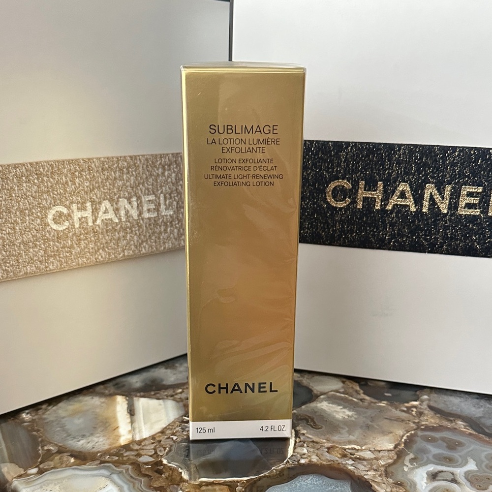 CHANEL Sublimage La Lotion Lumiere Exfoliante (125ml / 4.2fl oz) SEALED
